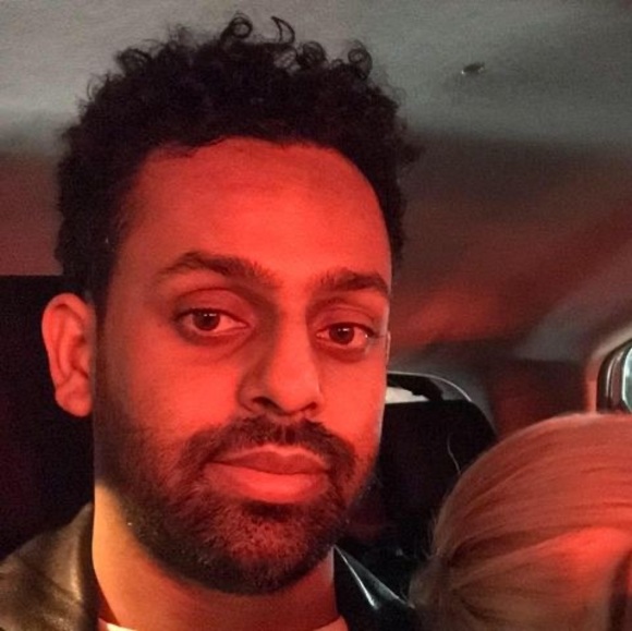 Meet your Posher, Adrian - Picture 1 of 1